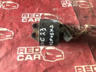 Подушка КПП NISSAN SERENA 1995