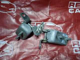 Петля двери задняя левая TOYOTA SPRINTER