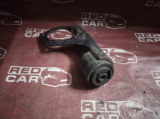 Крепление редуктора переднее правое MITSUBISHI DELICA контрактная Крепление редуктора переднее правое MITSUBISHI DELICA