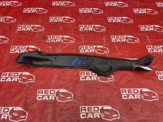 Накладка на крыло передняя правая TOYOTA VITZ 2012