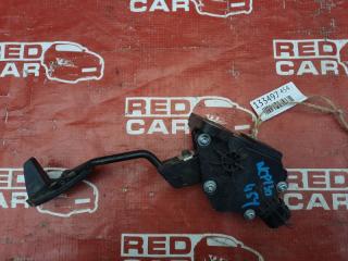 Педаль газа TOYOTA VITZ 2012