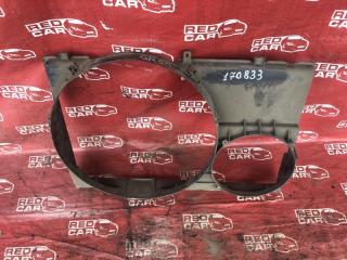 Диффузор радиатора TOYOTA NOAH