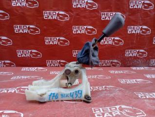 Рычаг переключения КПП TOYOTA VITZ 2000