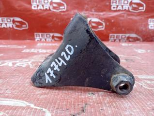 Кронштейн опоры двигателя TOYOTA RAV4 2006