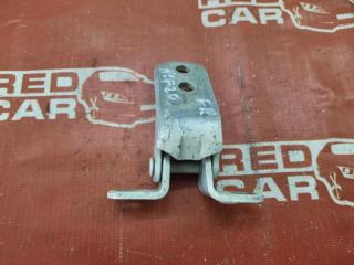 Петля двери передняя правая TOYOTA FUNCARGO