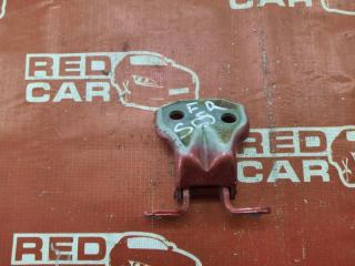 Петля двери передняя правая SUBARU FORESTER