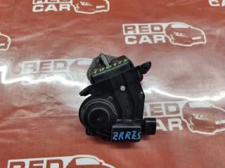 Замок двери багажника TOYOTA VOXY