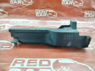 Пыльник крыла передний правый TOYOTA IST