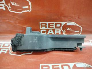 Пыльник крыла передний левый TOYOTA IST