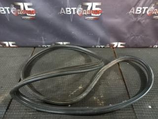 Уплотнительная резинка крышки багажника задняя левая TOYOTA CORONA 1994 Б/У Уплотнительная резинка крышки багажника задняя левая TOYOTA CORONA 1994