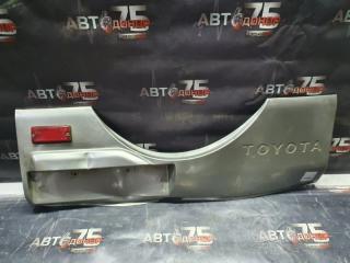 Накладка двери багажника TOYOTA RAV4 2000 Б/У Накладка двери багажника TOYOTA RAV4 2000