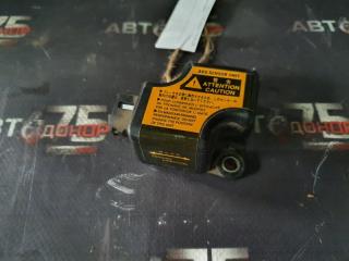 Датчик ускорения TOYOTA RAV4 2000 Б/У Датчик ускорения TOYOTA RAV4 2000