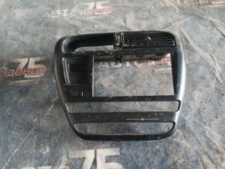 Центральная консоль TOYOTA CARINA 1993