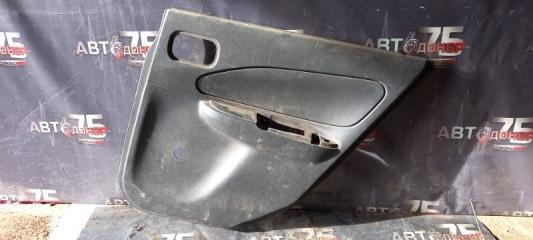 Обшивка боковой двери задняя правая NISSAN AD