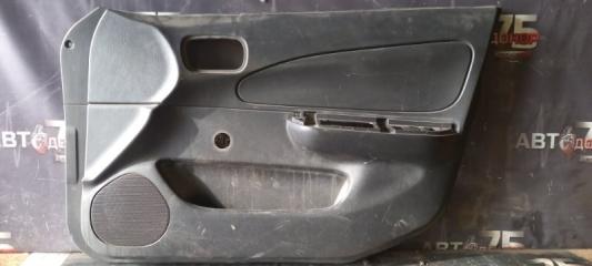 Обшивка боковой двери передняя правая NISSAN AD
