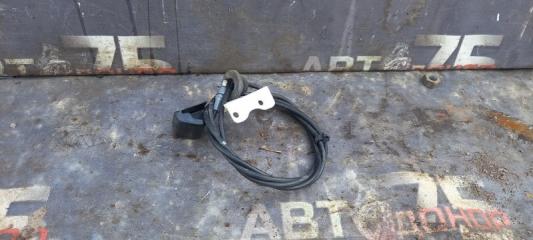 Трос замка капота NISSAN MARCH Б/У Трос замка капота NISSAN MARCH