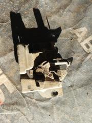 Замок капота HONDA HR-V Б/У Замок капота HONDA HR-V