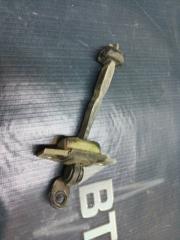 Ограничитель двери передний правый TOYOTA COROLLA