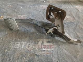 Педаль тормоза NISSAN AD