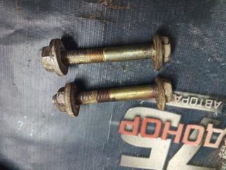 Болт подвески NISSAN BASSARA