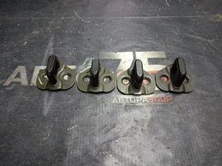 Петля замка двери NISSAN TERRANO 2000