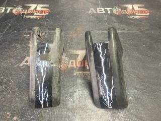 Заглушка крепления сиденья TOYOTA SURF 1993 Б/У Заглушка крепления сиденья TOYOTA SURF 1993