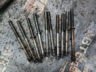 Болт головки блока цилиндров HONDA TORNEO