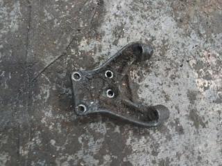 Кронштейн двигателя TOYOTA VISTA Б/У Кронштейн двигателя TOYOTA VISTA