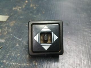 Блок управления зеркалами SUZUKI ESCUDO 1989