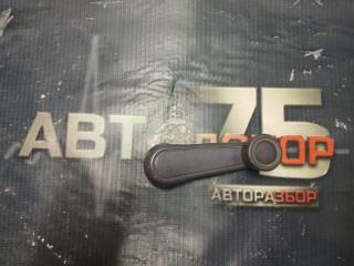 Ручка стеклоподъемника передняя правая TOYOTA TOWN ACE 1998