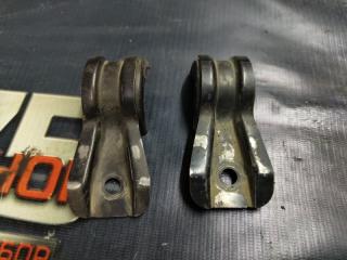 Крепление радиатора TOYOTA CROWN 1993 Б/У Крепление радиатора TOYOTA CROWN 1993