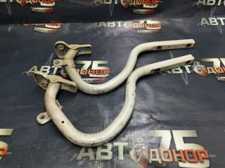 Петля крышки багажника задняя TOYOTA CROWN 1993