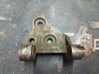 Кронштейн генератора NISSAN NP300 2014