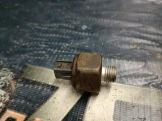 Датчик детонации TOYOTA MARK II 1994