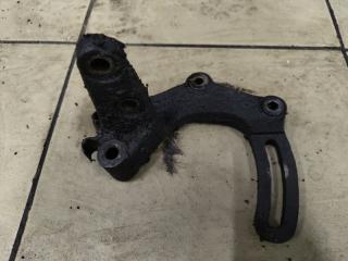 Кронштейн генератора TOYOTA MARK II 1994