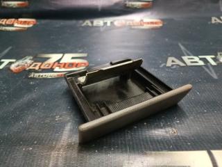 Пепельница NISSAN R'NESSA 1997