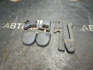 Заглушка крепления сиденья TOYOTA IPSUM 1998 Б/У Заглушка крепления сиденья TOYOTA IPSUM 1998