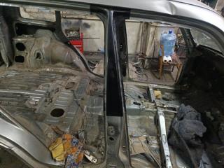 Центральная стойка кузова правая TOYOTA RAV4 1998 Б/У Центральная стойка кузова правая TOYOTA RAV4 1998