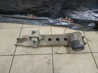 Кронштейн редуктора передний MITSUBISHI PAJERO 1997