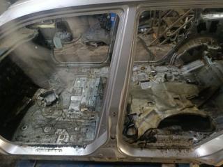 Центральная стойка кузова левая HONDA ODYSSEY Б/У Центральная стойка кузова левая HONDA ODYSSEY