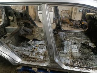 Центральная стойка кузова правая HONDA ODYSSEY Б/У Центральная стойка кузова правая HONDA ODYSSEY