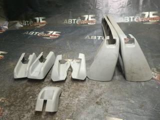 Заглушка крепления сиденья TOYOTA NADIA 2000 Б/У Заглушка крепления сиденья TOYOTA NADIA 2000