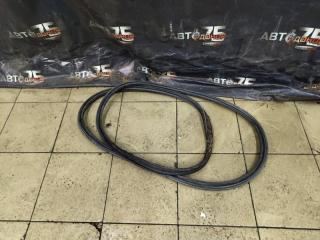 Уплотнительная резинка двери багажника задняя TOYOTA NADIA 2000