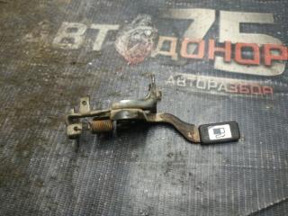 Ручка открывания бензобака TOYOTA RAV4 1995