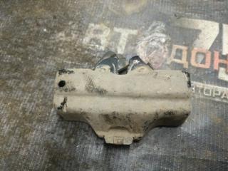 Замок капота TOYOTA RAV4 1995
