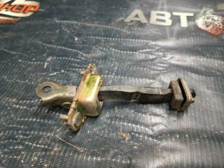 Ограничитель двери передний левый TOYOTA MARK II 1992