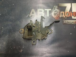 Замок капота TOYOTA COROLLA 2001 Б/У Замок капота TOYOTA COROLLA 2001