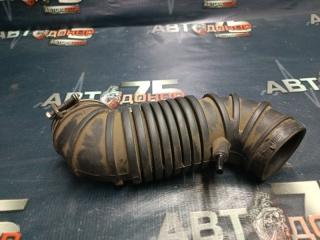 Патрубок воздушного фильтра MITSUBISHI LANCER 1992