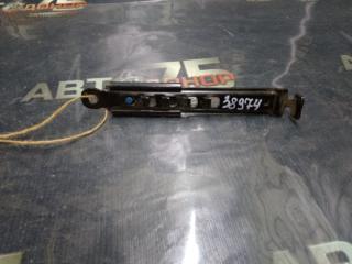 Механизм регулировки ремня безопасности передний правый TOYOTA MARK II Б/У Механизм регулировки ремня безопасности передний правый TOYOTA MARK II