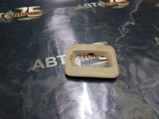 Заглушка крепления сиденья TOYOTA LAND CRUISER Б/У Заглушка крепления сиденья TOYOTA LAND CRUISER